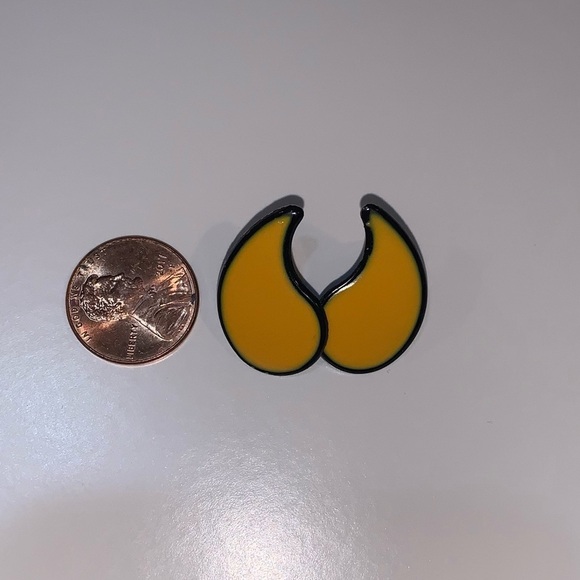 Vintage earrings, yellow - Picture 4 of 4